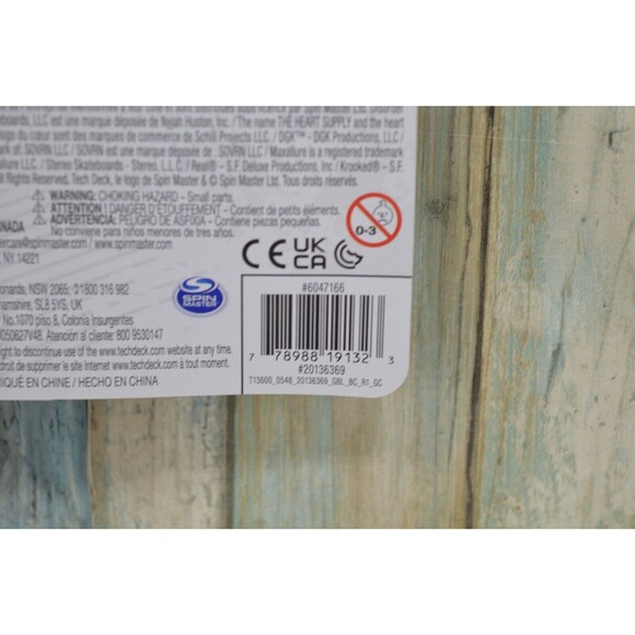 Tech Deck DGK Ultra Rare Holographic Skull Cat FingerBoard Skateboard - Picture 6 of 6